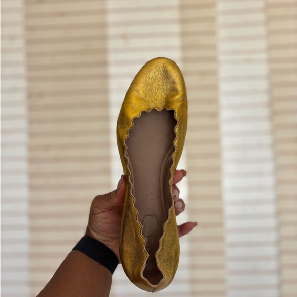 CHLOÉ Gold Flats Size 39 1/2 EU
Size 9 1/2 US - Picture 5 of 16